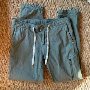 Vuori // Women Ripstop Pant - Green Canvas - Style: VW401 - Small